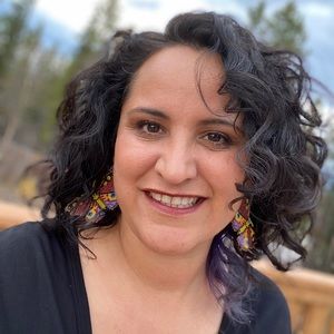 Meet your Posher, Neilatóo.atsien